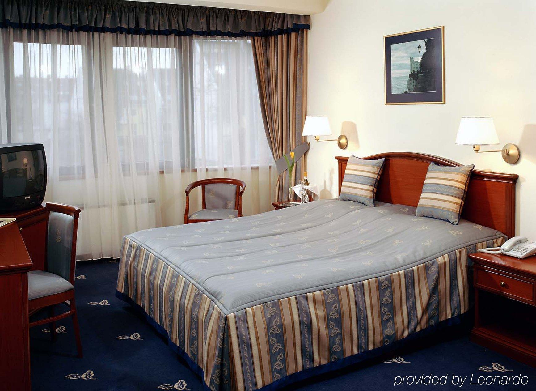 Hotel Kalvaria Superior Дьёр Номер фото
