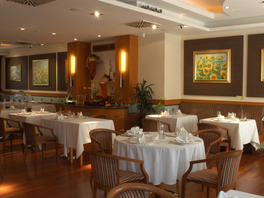Hotel Kalvaria Superior Дьёр Ресторан фото