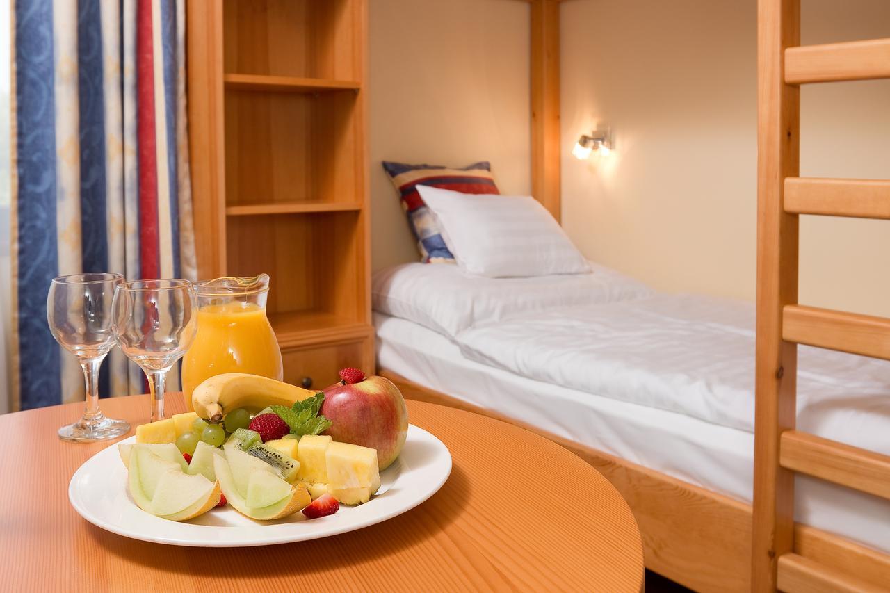Hotel Kalvaria Superior Дьёр Экстерьер фото