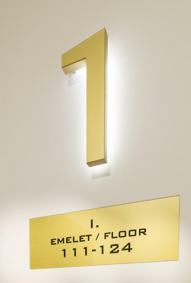 Hotel Kalvaria Superior Дьёр Экстерьер фото